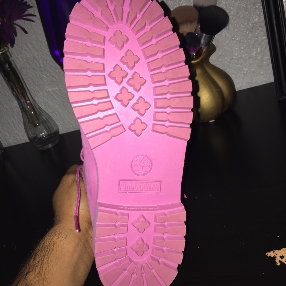 Pink timbs - Picture 2 of 5